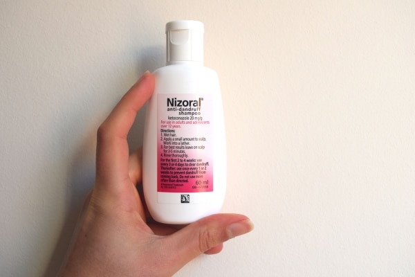 Review :: Nizoral Anti-Dandruff Shampoo - Dandruff Deconstructed